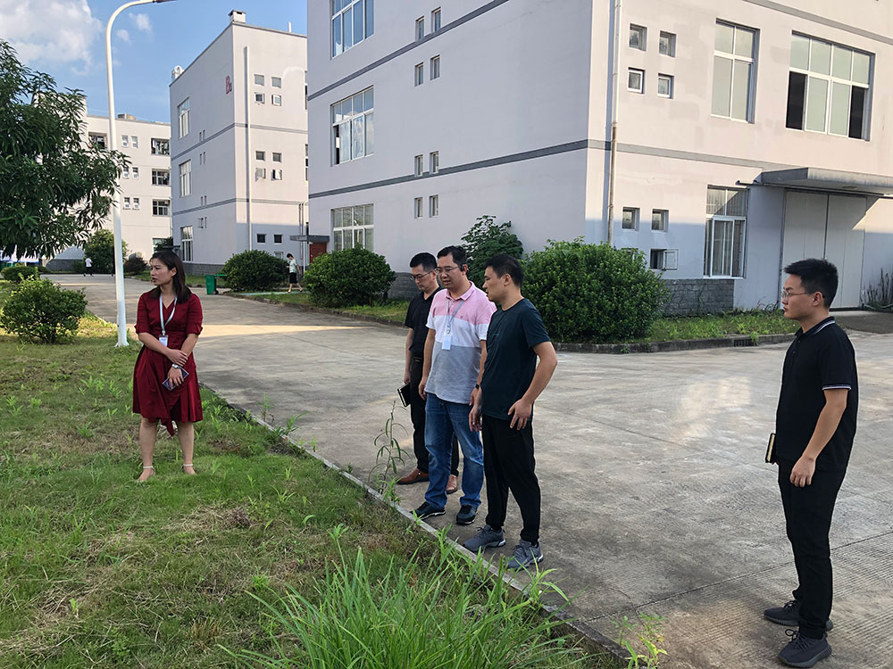 國資運(yùn)營公司走訪九龍園區(qū)企業(yè)，服務(wù)重點(diǎn)項(xiàng)目發(fā)展